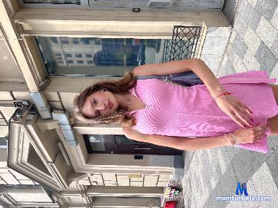 MargaretKelly cam4 bisexual performer from French Republic  