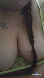 Nadiahoot cam4 livecam show performer room profile