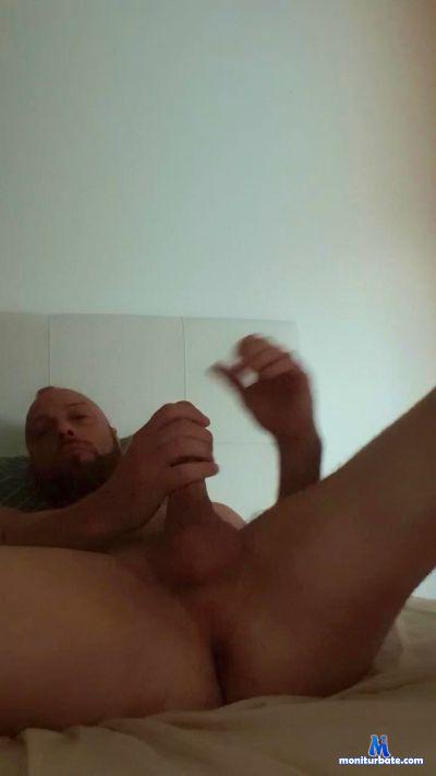 Conejito40 cam4 gay performer from Federal Republic of Germany  