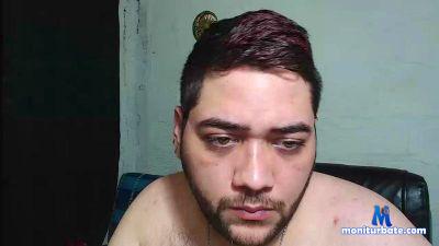 darwin_powers cam4 bisexual performer from United States of America  