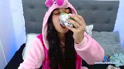 Maleja__b cam4 live cam performer profile