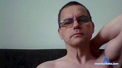 mouse50_sexy cam4 straight performer from United Kingdom of Great Britain & Northern Ireland  
