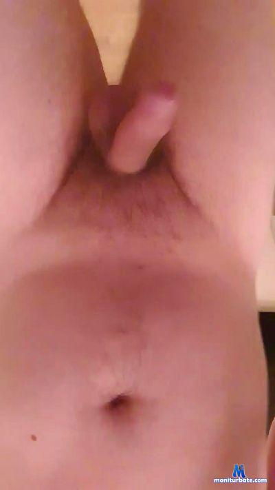thenudec1 cam4 bisexual performer from United Kingdom of Great Britain & Northern Ireland piss 