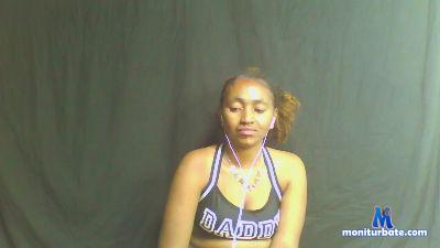 tinah3 cam4 bicurious performer from Republic of Madagascar  