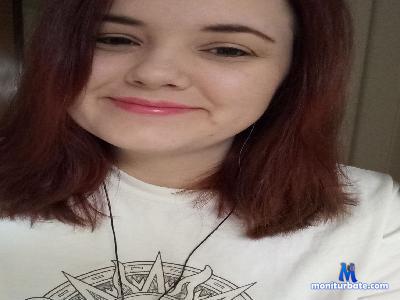 stellabellaaaa cam4 bisexual performer from United States of America pawg bigass C2C cute amateur 