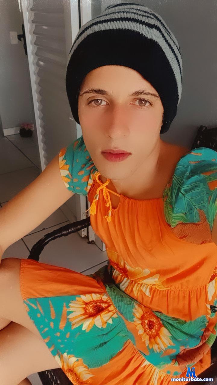 cristal1231 cam4 gay performer from Federative Republic of Brazil  
