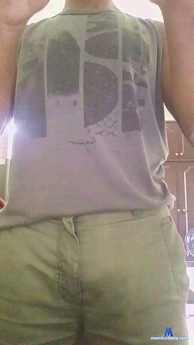 sexyguy18 cam4 straight performer from Federative Republic of Brazil  