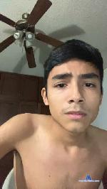 Boyyyxl76 cam4 livecam show performer room profile