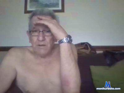 dellboybi cam4 bicurious performer from United Kingdom of Great Britain & Northern Ireland  