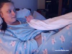 madari4 cam4 live cam performer profile
