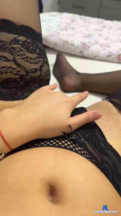 monica19_hot cam4 straight performer from Republic of Italy  