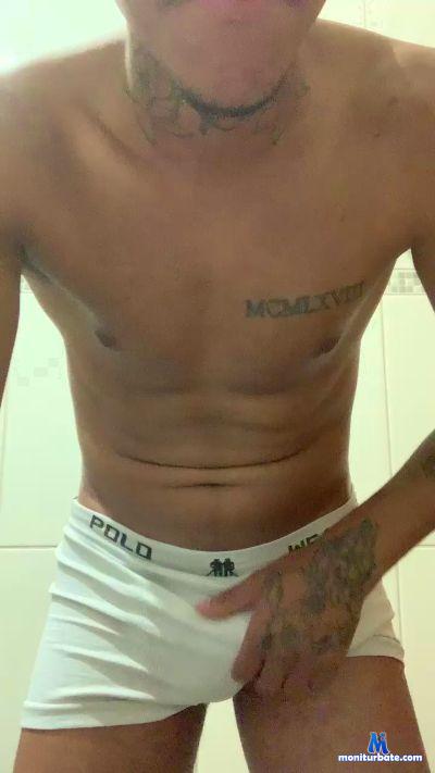 Babyblackk22 cam4 straight performer from Federative Republic of Brazil  