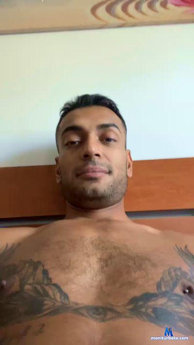 mariokkkhot cam4 straight performer from Republic of Italy  