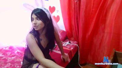 marcelaxxx2002 cam4 bicurious performer from United States of America livetouch 
