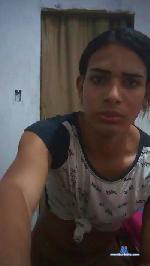 dudatrans252 cam4 livecam show performer room profile