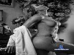 Christiekroes cam4 livecam show performer room profile