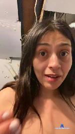 prettykriz cam4 livecam show performer room profile