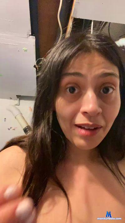 prettykriz cam4 straight performer from United States of America girl pussy striptease bigass amateur new 