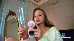 ViollaSinz cam4 live cam performer profile
