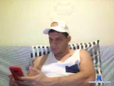 mediterronei cam4 bicurious performer from Republic of Italy  