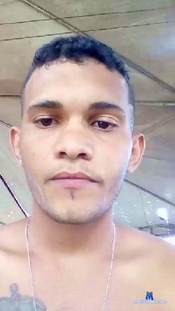 Fefeuzinho cam4 live cam performer profile