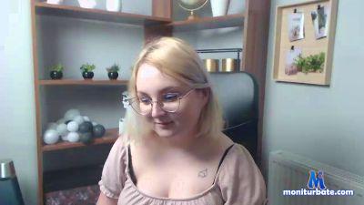 carryfix87 cam4 bicurious performer from Federal Republic of Germany  