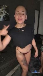 Lunaymat cam4 livecam show performer room profile