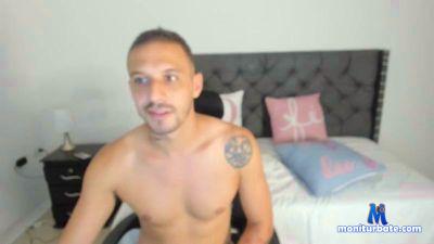 HuckleBerryFinn cam4 bicurious performer from Republic of Colombia cum new bigcock feet ass 