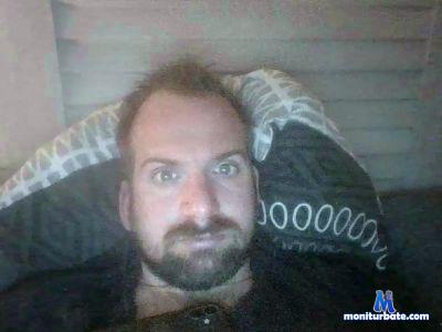 maxou511 cam4 gay performer from French Republic  
