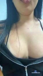 laurenzinha cam4 livecam show performer room profile