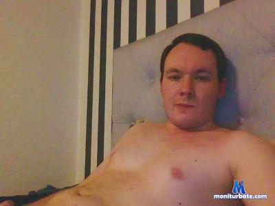 MrLoverboy9 cam4 gay performer from United Kingdom of Great Britain & Northern Ireland  