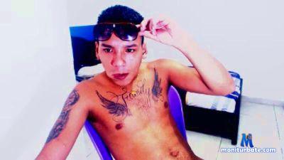 Anubiix cam4 bicurious performer from Republic of Colombia  