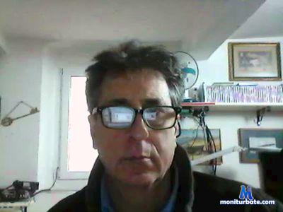 firenze73 cam4 bisexual performer from Republic of Italy  