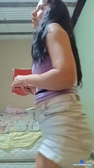 michellluxxo cam4 unknown performer from Argentine Republic  