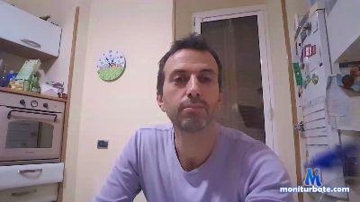 23Pisello cam4 bisexual performer from Republic of Italy tuta stocazzone sborrare 