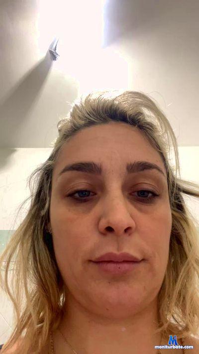 Bambola23 cam4 bisexual performer from Republic of Italy  