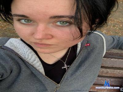 DarleneCurless cam4 bisexual performer from French Republic schoolgirl bigass C2C cute feet 