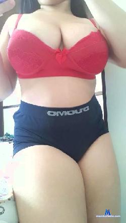 Laurinha34 cam4 live cam performer profile
