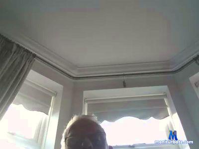 ceth07 cam4 bicurious performer from United Kingdom of Great Britain & Northern Ireland  