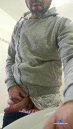 Giuliamo cam4 livecam show performer room profile