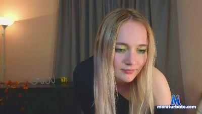 SunnivaGitt cam4 bisexual performer from French Republic masturbation C2C cute ass bdsm 