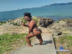Cristinasantos cam4 live cam performer profile