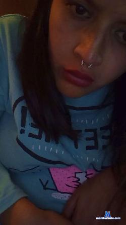 Locatuya21 cam4 live cam performer profile