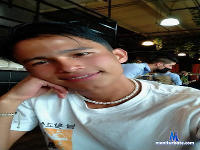 karl_salvatore cam4 bisexual performer from United States of America deepthroat analtoys milk masturbation pee ass feet 