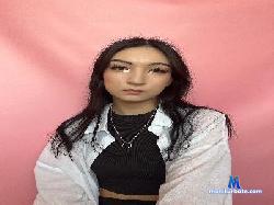 ErlindaRenzulli cam4 live cam performer profile