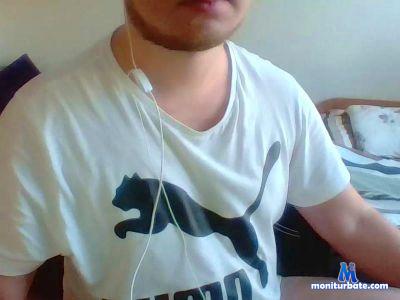 xXBoyxX91 cam4 gay performer from Republic of Poland hairy bear 