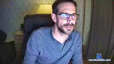 lio45800 cam4 straight performer from French Republic  