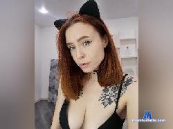 Patricia18Moon cam4 live cam performer profile