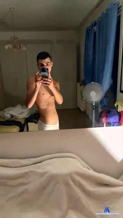 MJURI cam4 bisexual performer from Republic of Italy  