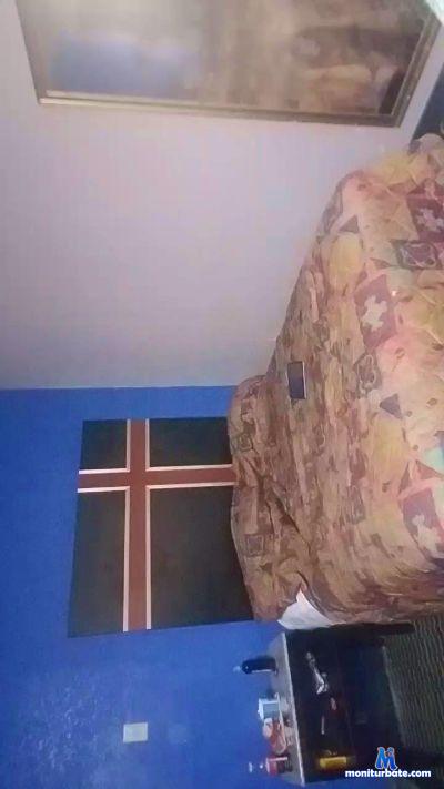 Long_Dong_Beast cam4 bisexual performer from United States of America  